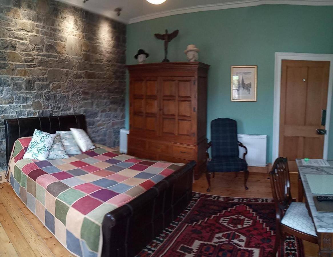 Kirkview House Bed & Breakfast Мофат Екстериор снимка